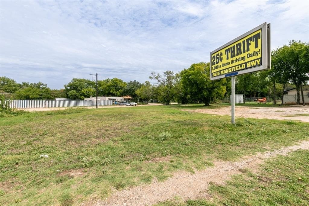 0.34 acres in Tarrant County - photo 3