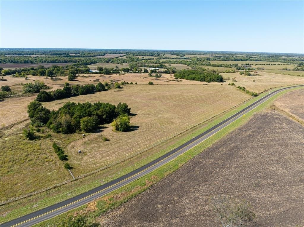 10.22 acres in Lamar County - photo 11
