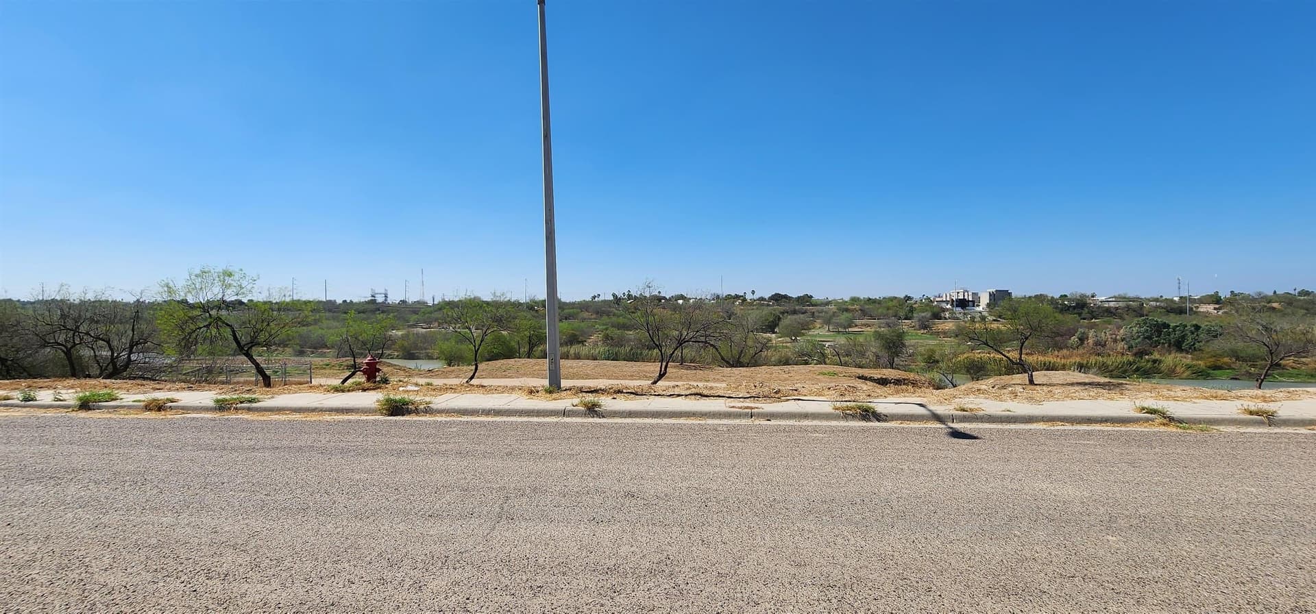 0.11 acres in Webb County - photo 12