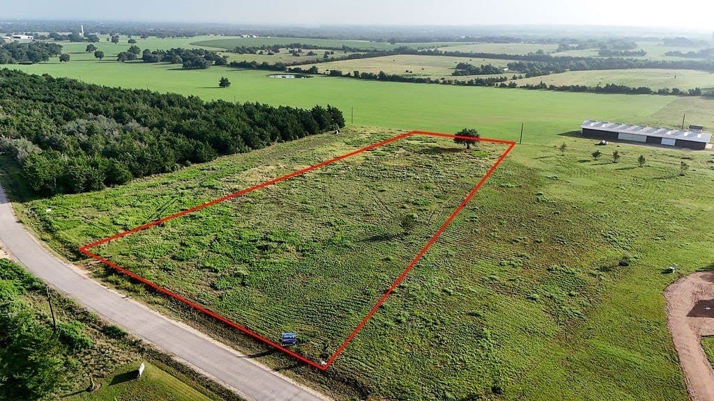 2.99 acres in Fayette County - photo 3