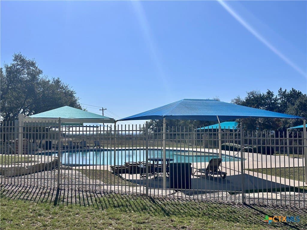 3.17 acres in Comal County - photo 2