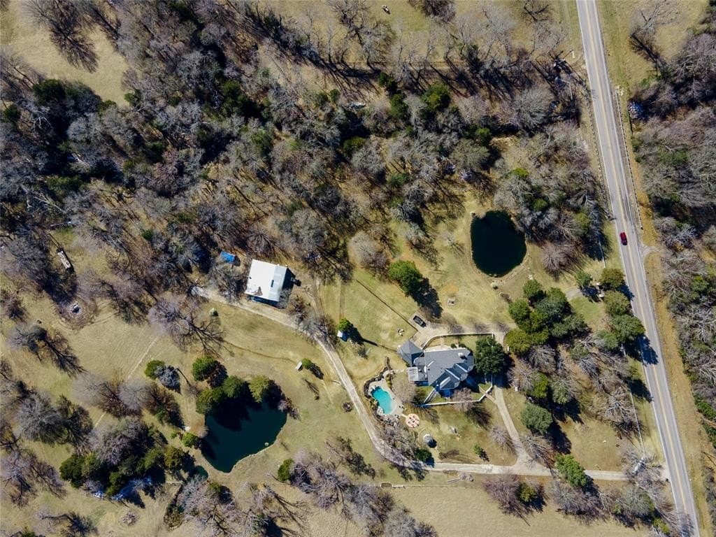 10 acres in Van Zandt County - photo 39