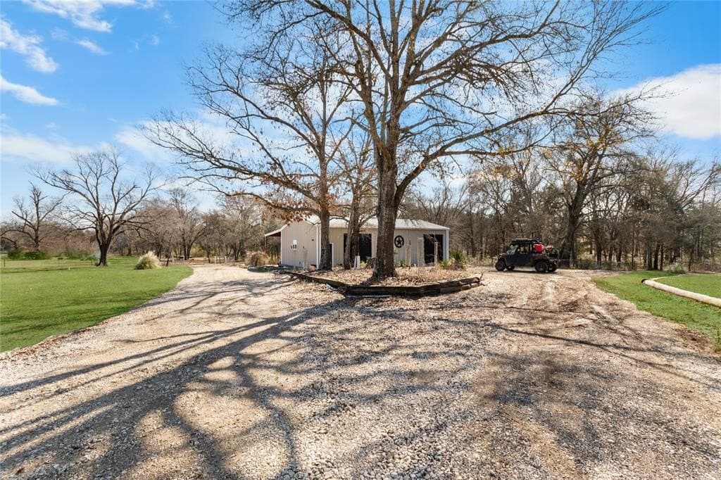 10 acres in Van Zandt County - photo 35