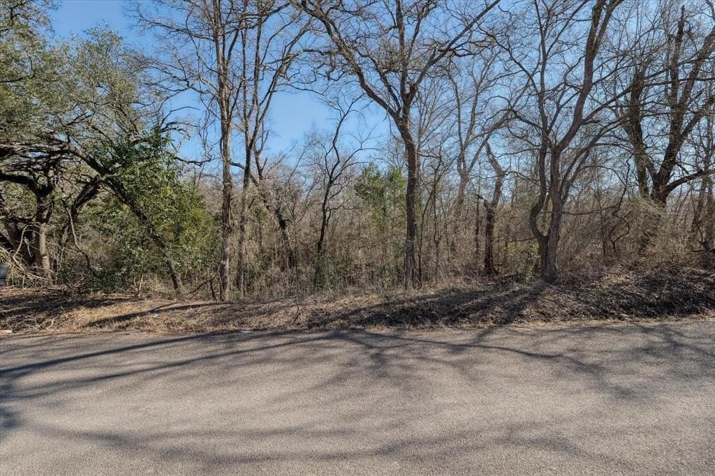 0.72 acres in McLennan County - photo 3