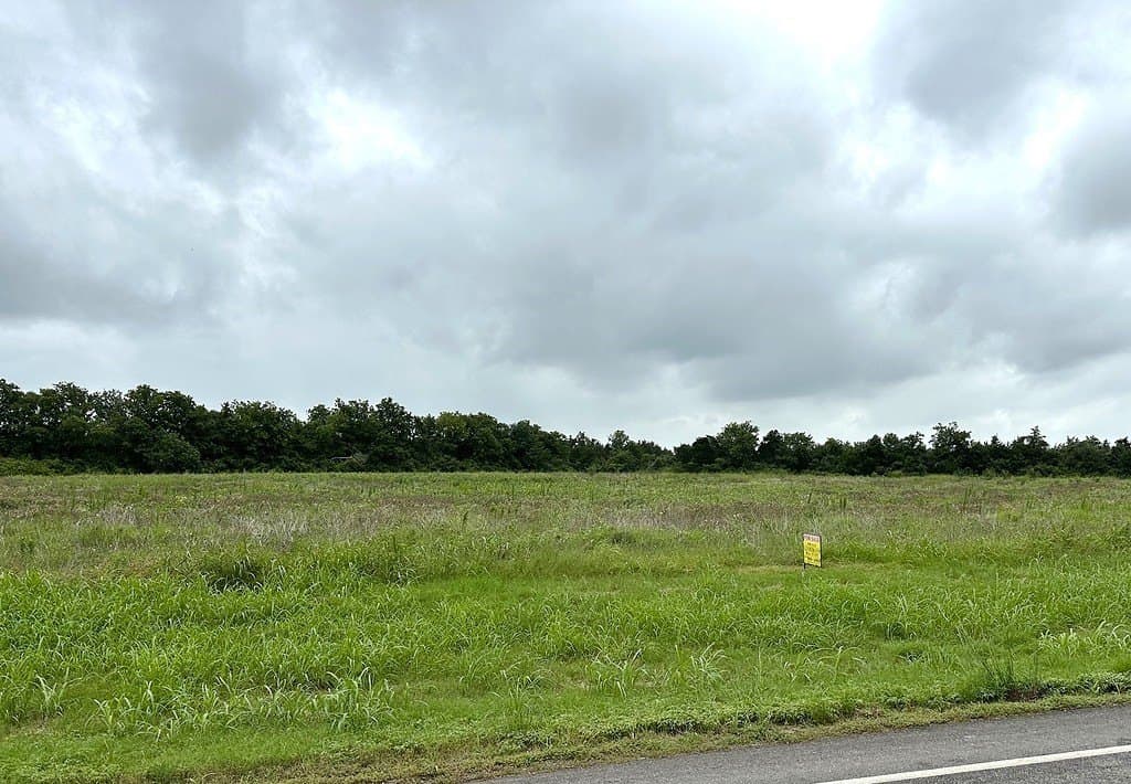 8 acres in Fayette County - photo 3