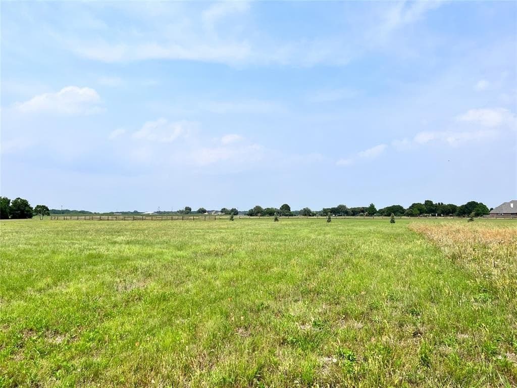 1.07 acres in Navarro County - photo 9
