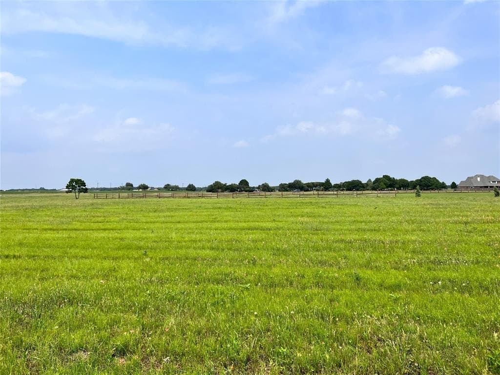 1.07 acres in Navarro County - photo 14