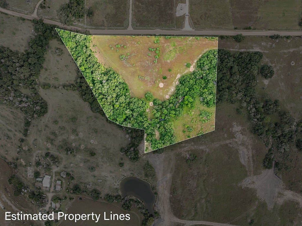 13.42 acres in Fayette County - photo 3