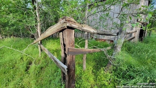 44 acres in Guadalupe County - photo 2