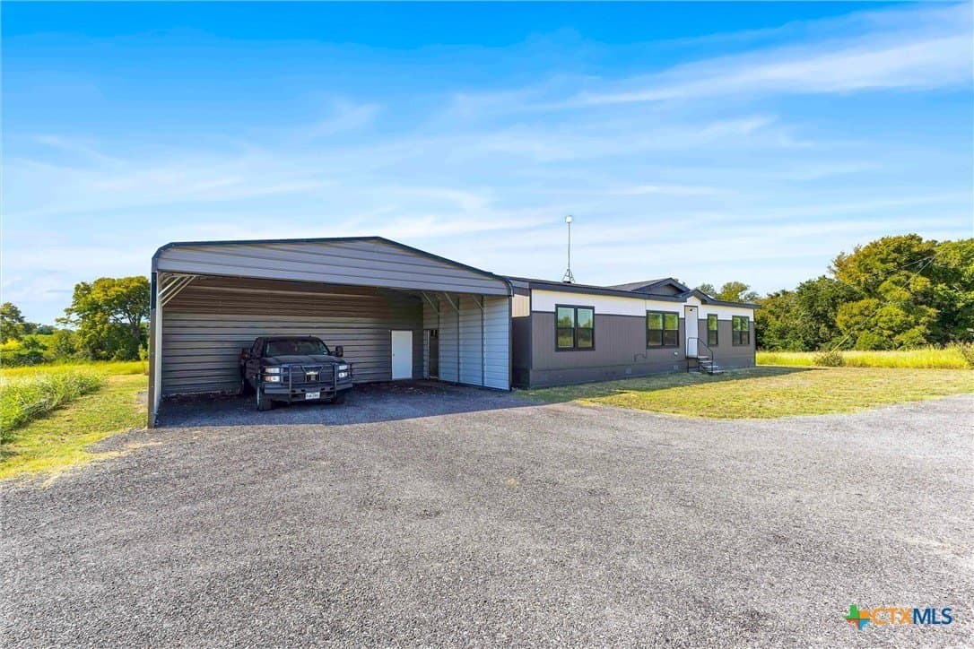 15.83 acres in McLennan County - photo 5