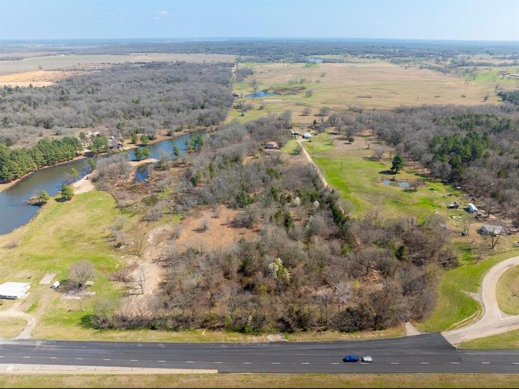 4 acres in Lamar County - photo 3