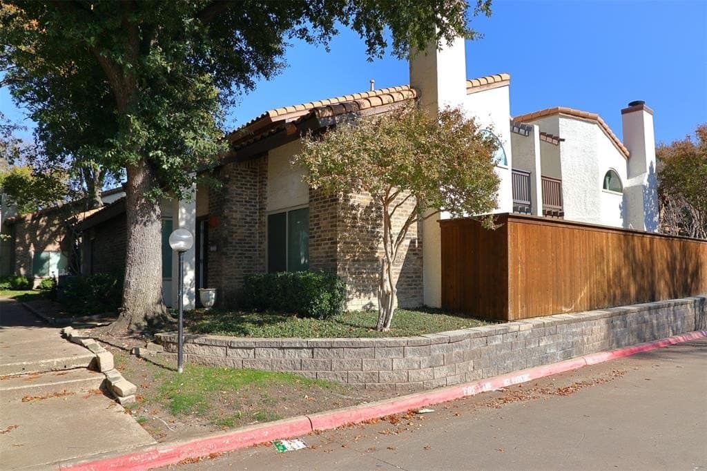 10.63 acres in Dallas County - photo 2