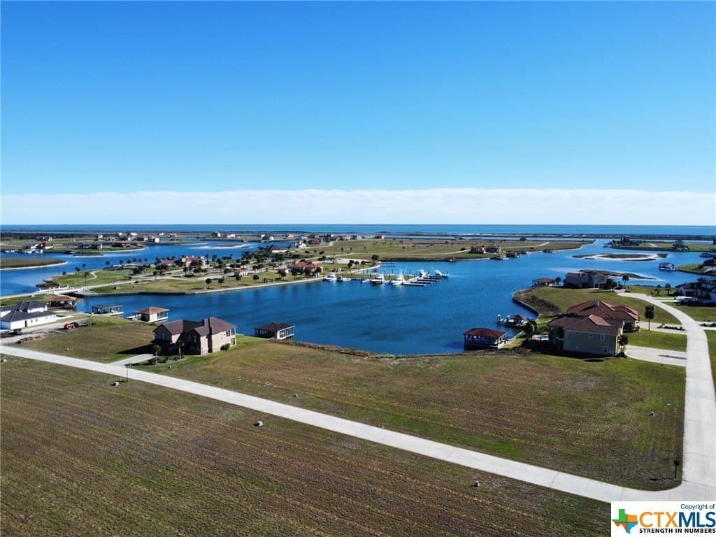 0.3 acres in Calhoun County - photo 3