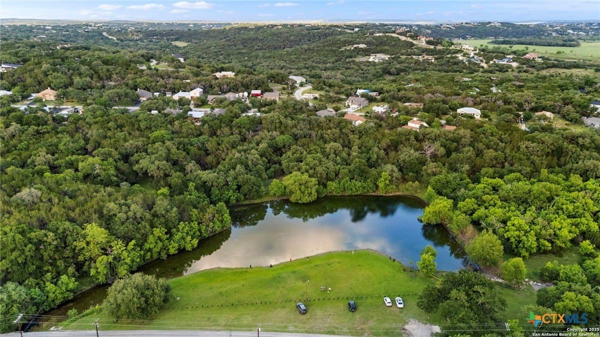 1.11 acres in Comal County - photo 4
