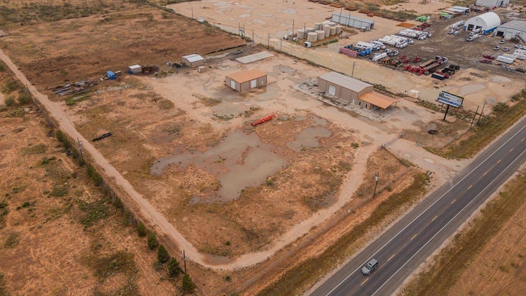10 acres in Ector County - photo 4