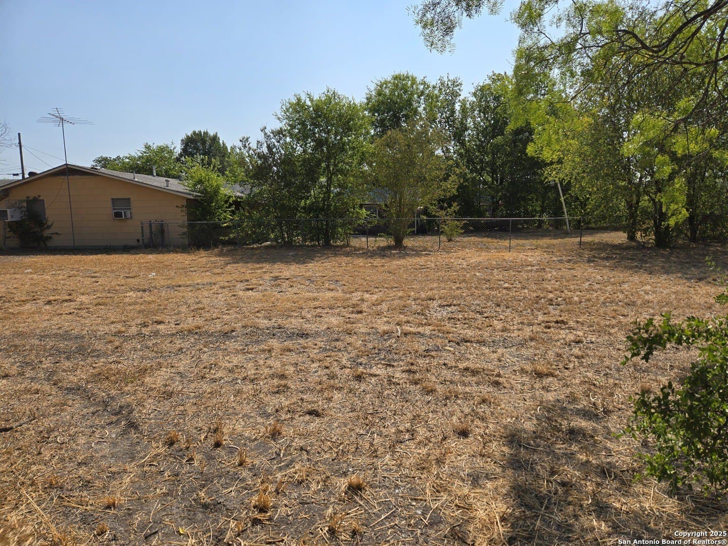 0.5 acres in Bexar County - photo 3