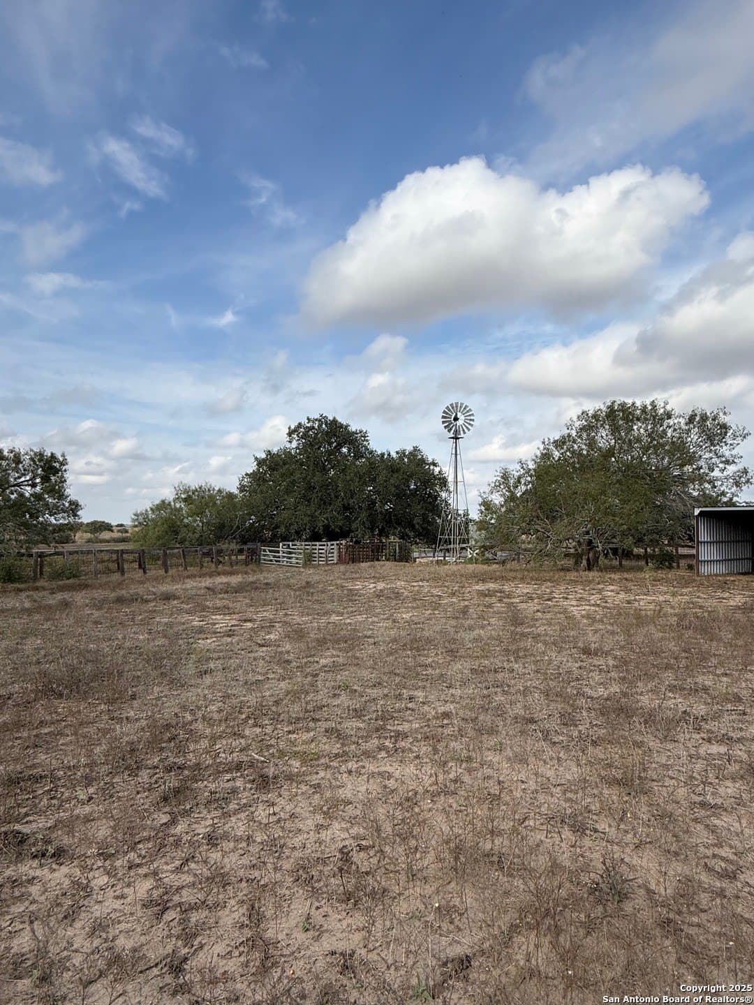 189 acres in Karnes County - photo 33