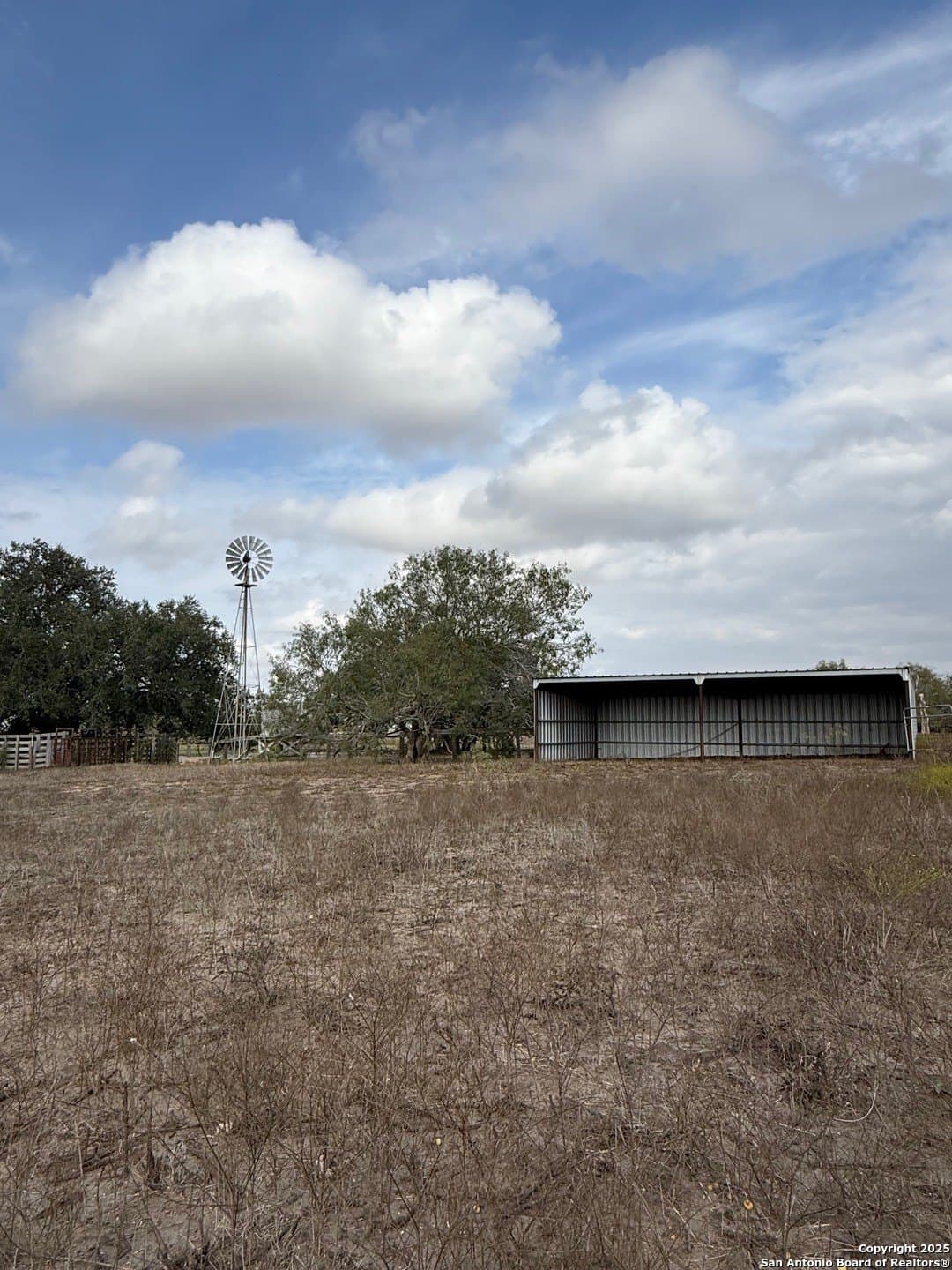 189 acres in Karnes County - photo 32