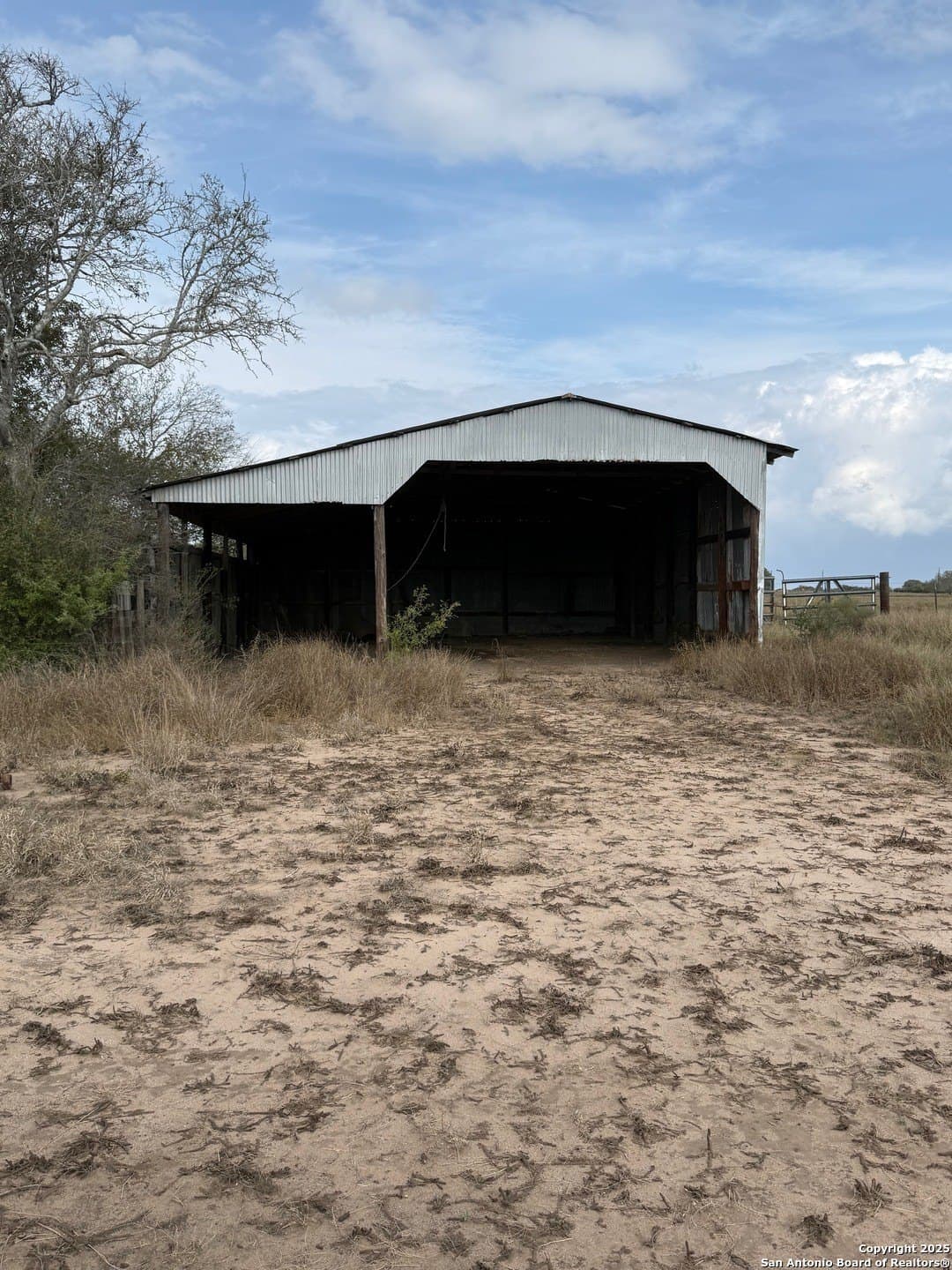 189 acres in Karnes County - photo 47