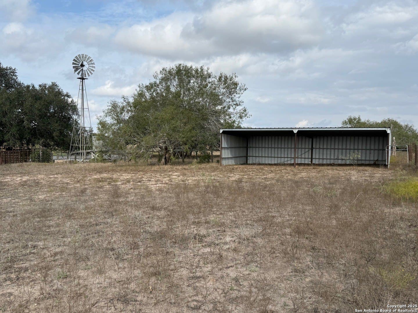189 acres in Karnes County - photo 31