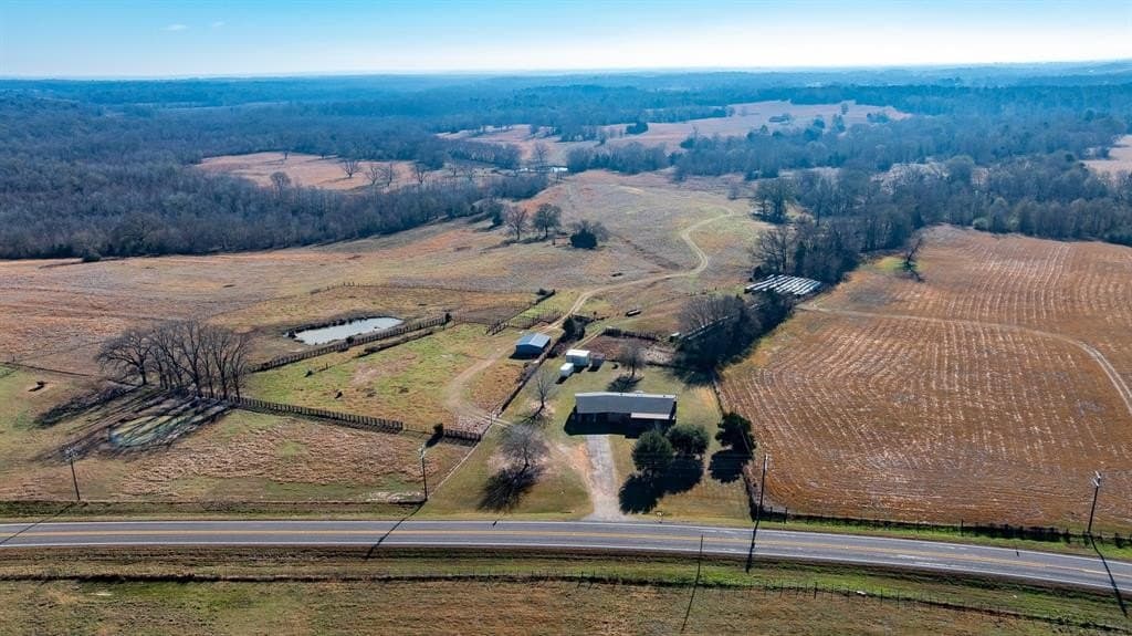 546.5 acres in Smith County - photo 40