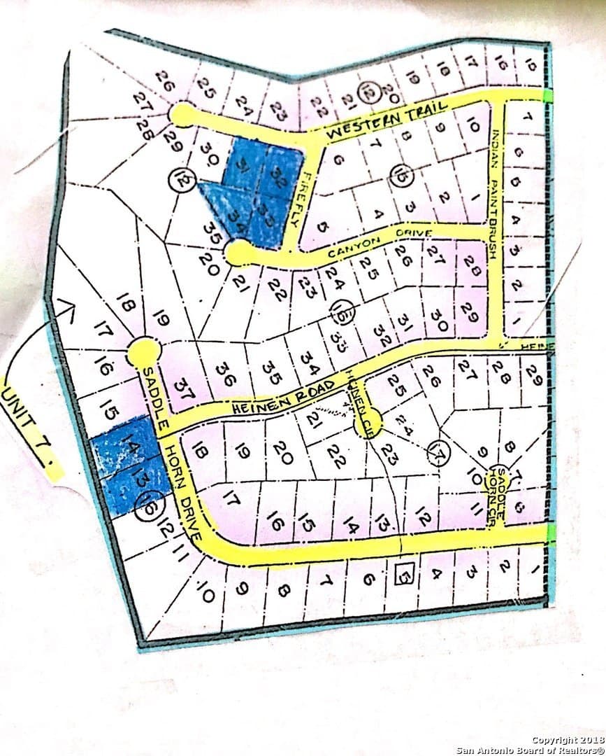 0.5 acres in Bandera County - photo 2