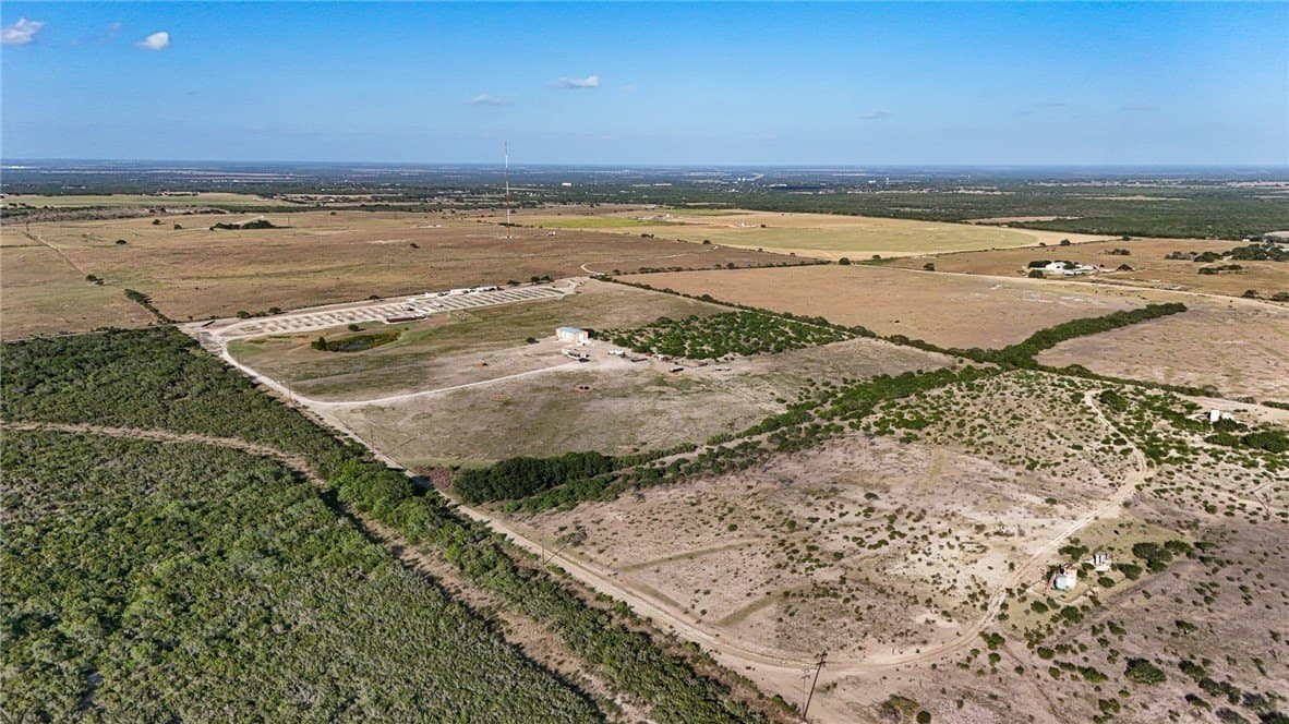 80 acres in Live Oak County - photo 2