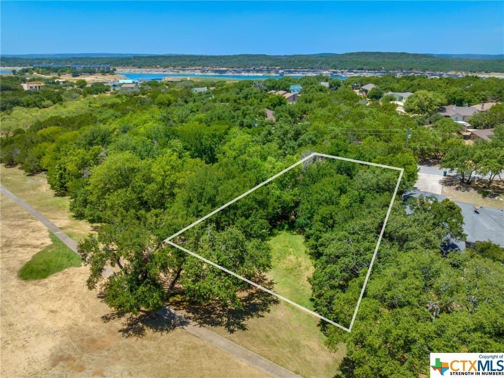 0.32 acres in Travis County - photo 5