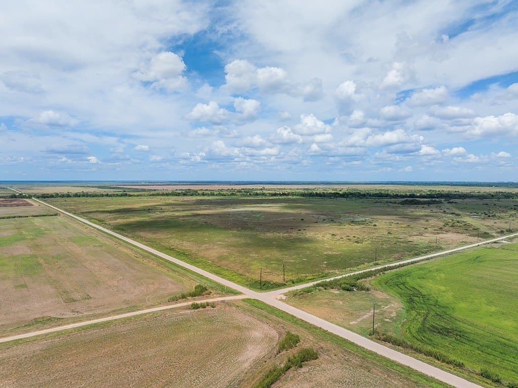 320 acres in Colorado County - photo 3