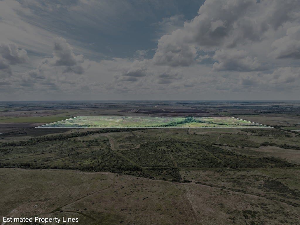 320 acres in Colorado County - photo 5