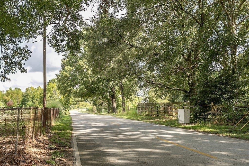 2 acres in Harris County - photo 9