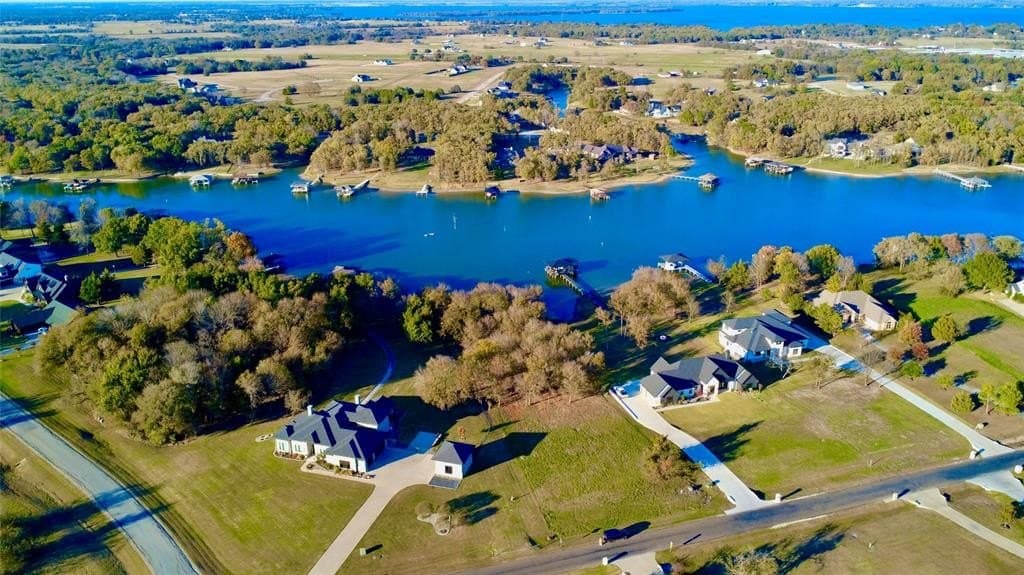 1.08 acres in Navarro County - photo 17