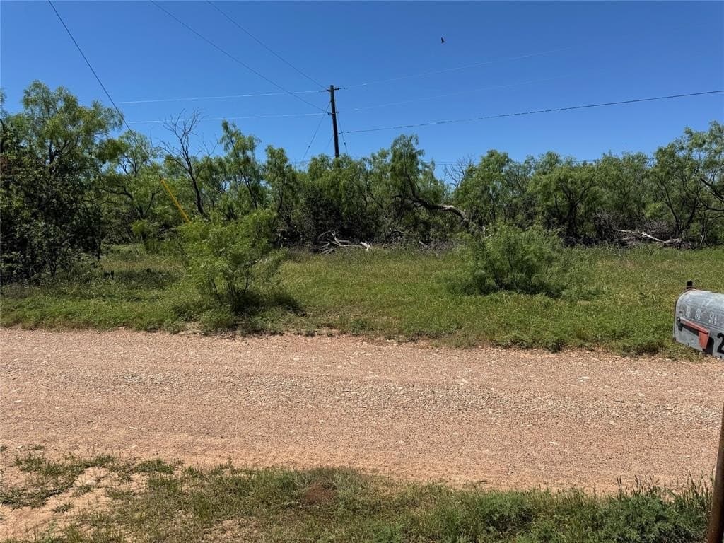 0.51 acres in Jones County - photo 16