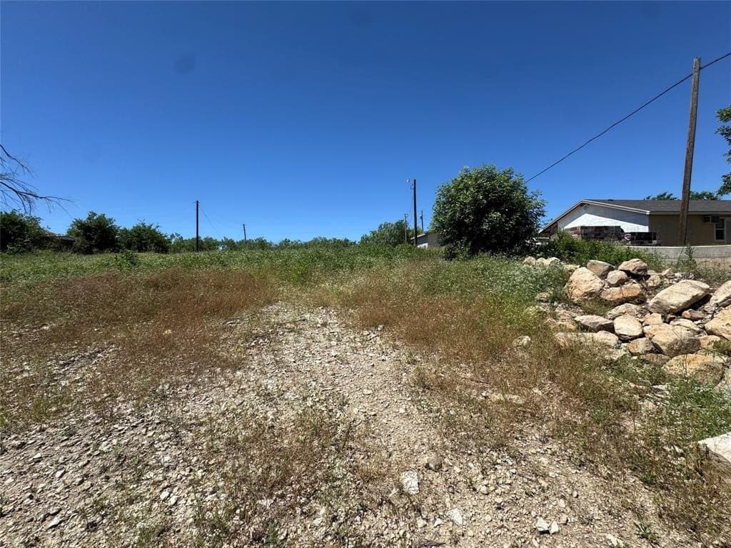 0.51 acres in Jones County - photo 5