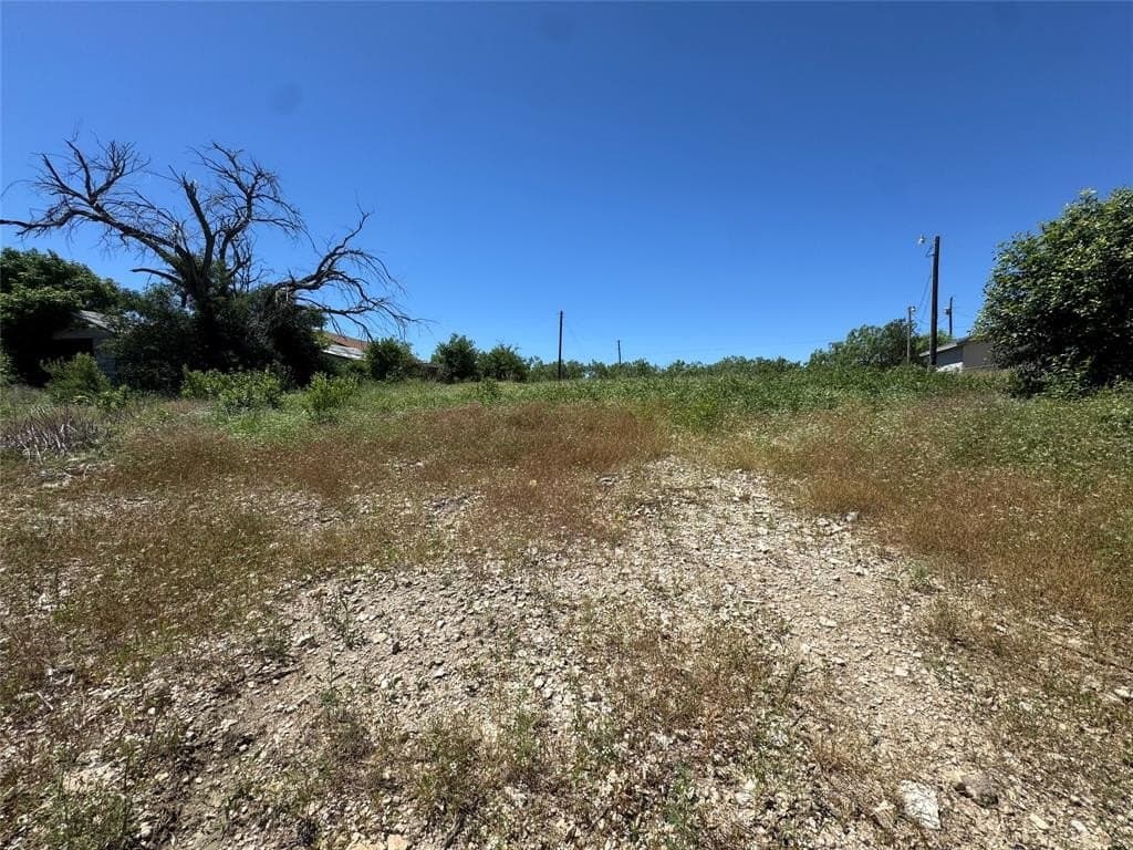 0.51 acres in Jones County - photo 4