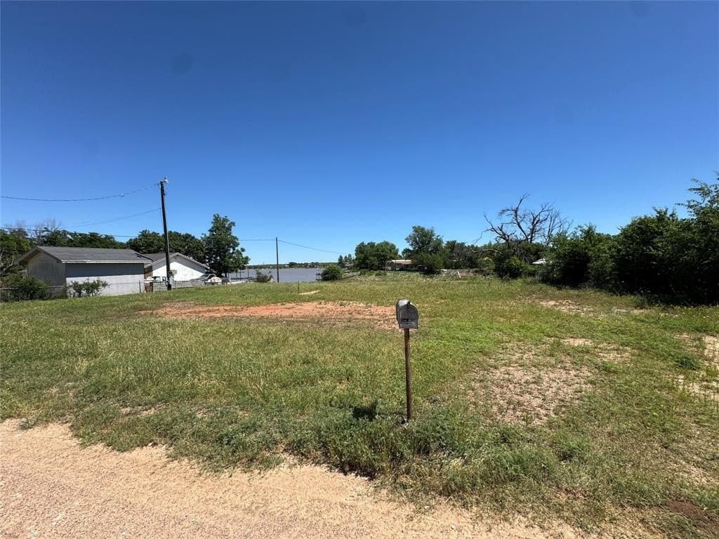 0.51 acres in Jones County - photo 12