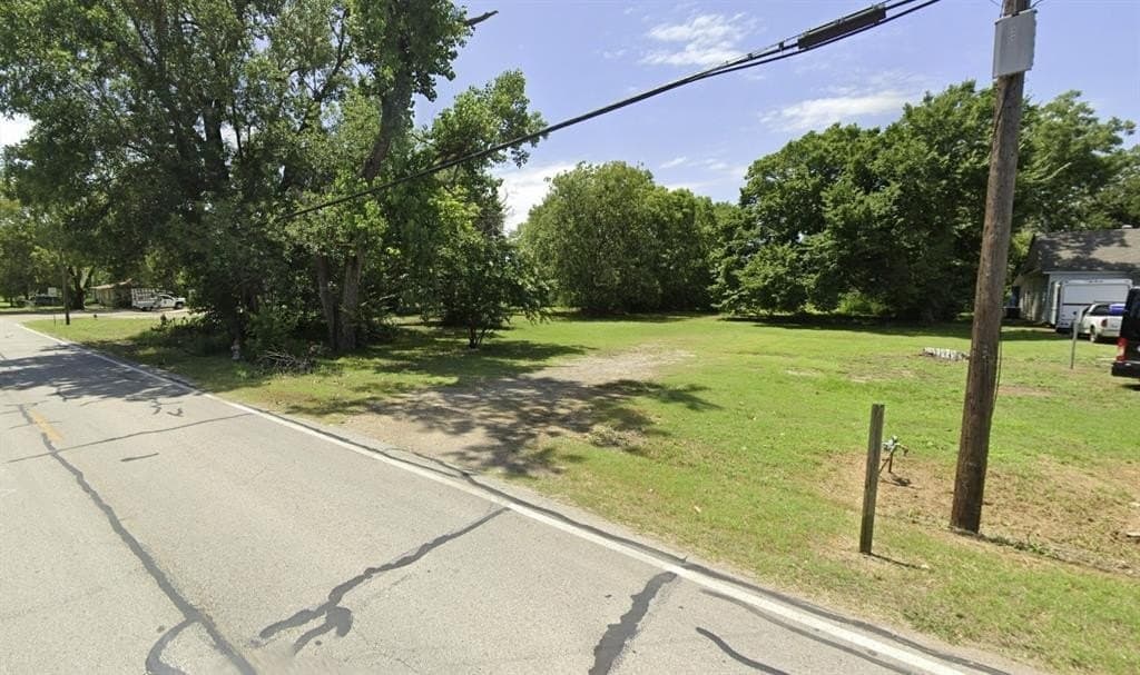 0.35 acres in Dallas County - photo 2