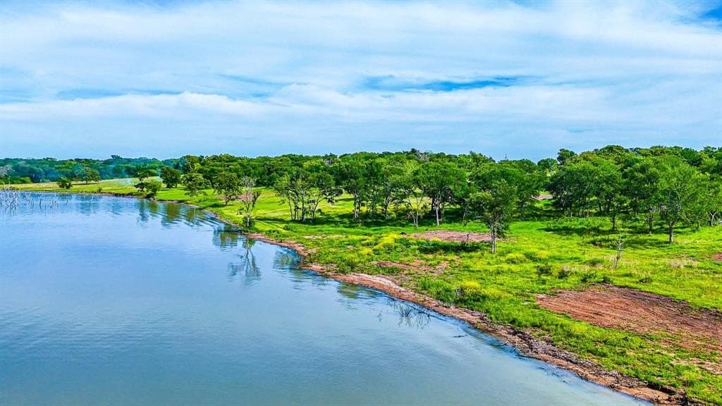 1.03 acres in Navarro County - photo 4