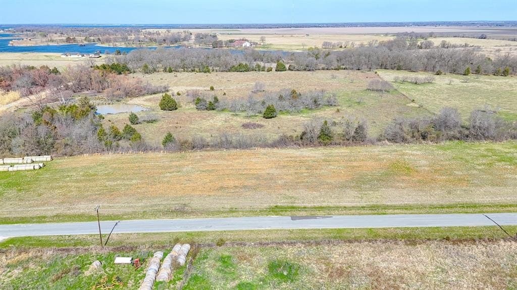 1.11 acres in Navarro County - photo 7