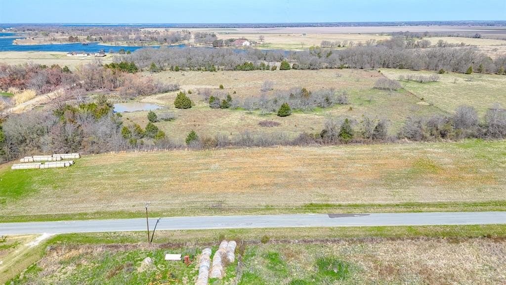 1.11 acres in Navarro County - photo 6