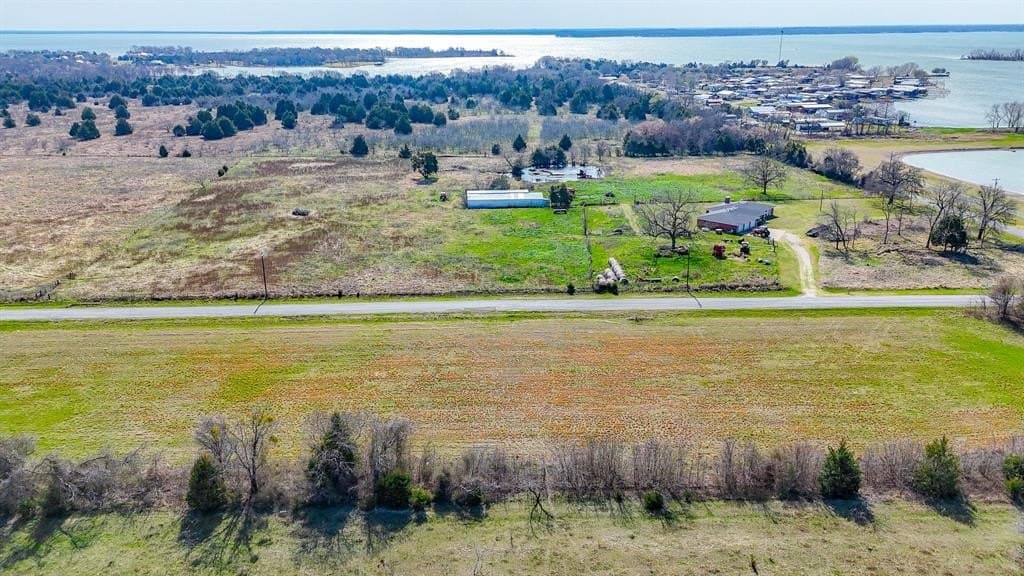 1.11 acres in Navarro County - photo 14