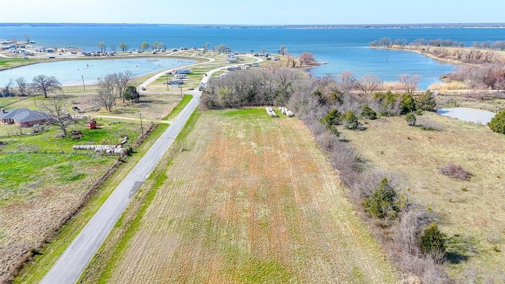 1.11 acres in Navarro County - photo 12