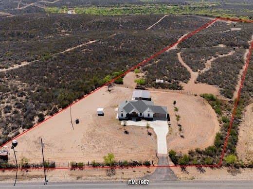 515,750 acres in Maverick County - photo 4