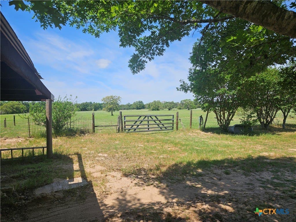84 acres in Milam County - photo 2