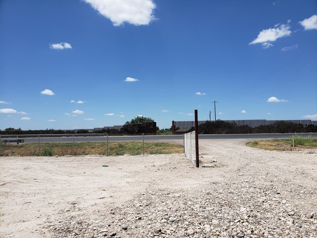 140,751 acres in Maverick County - photo 14