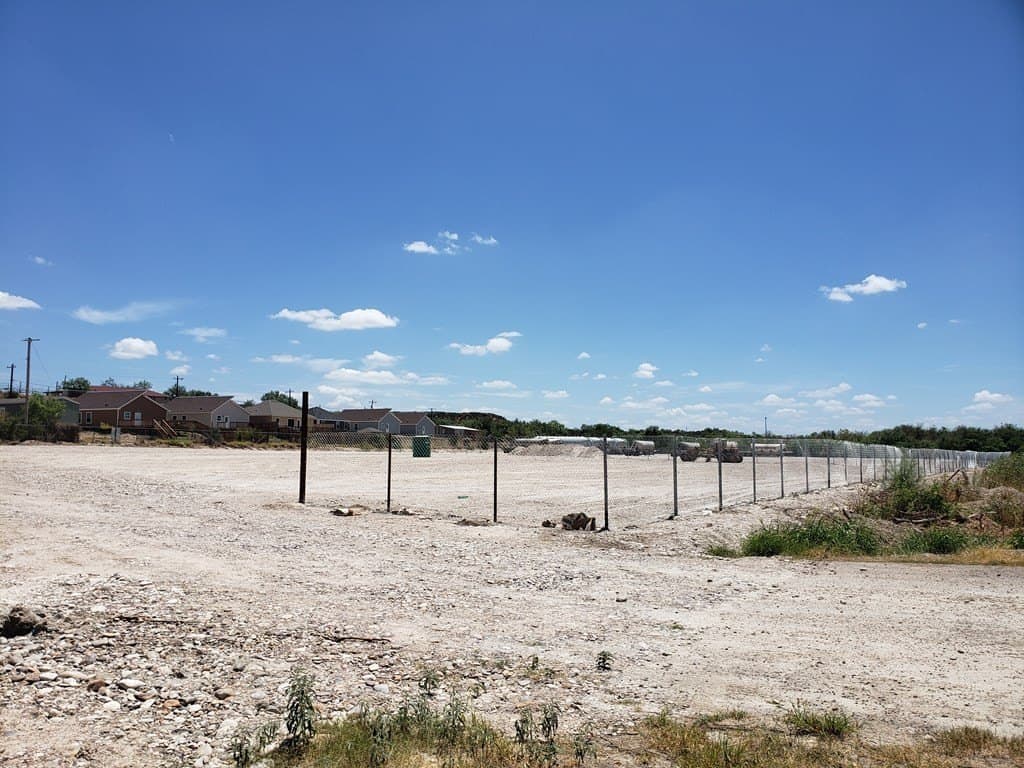 140,751 acres in Maverick County - photo 7