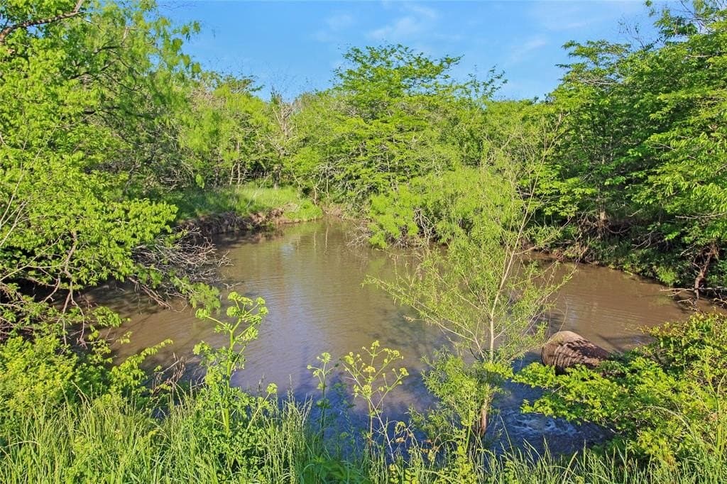 364.17 acres in Kaufman County - photo 38