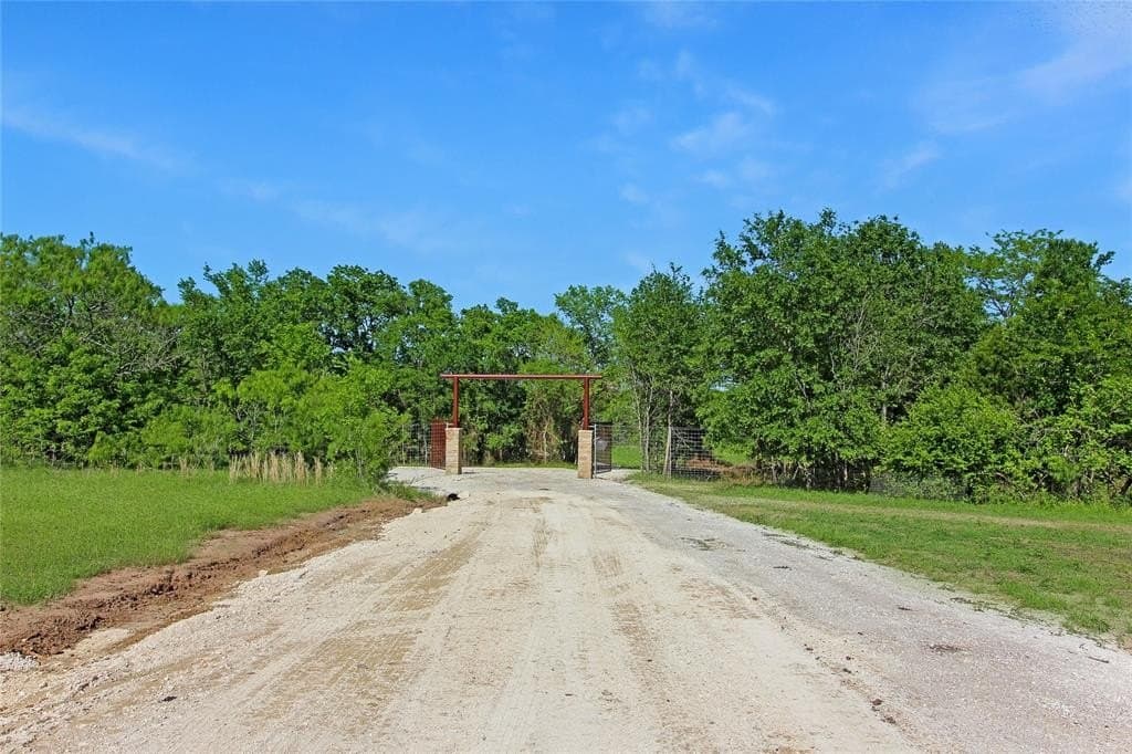 364.17 acres in Kaufman County - photo 3
