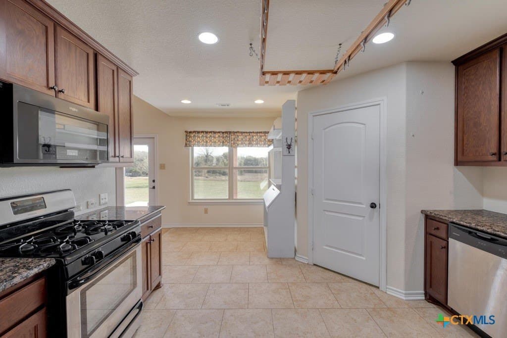 10.01 acres in Caldwell County - photo 9