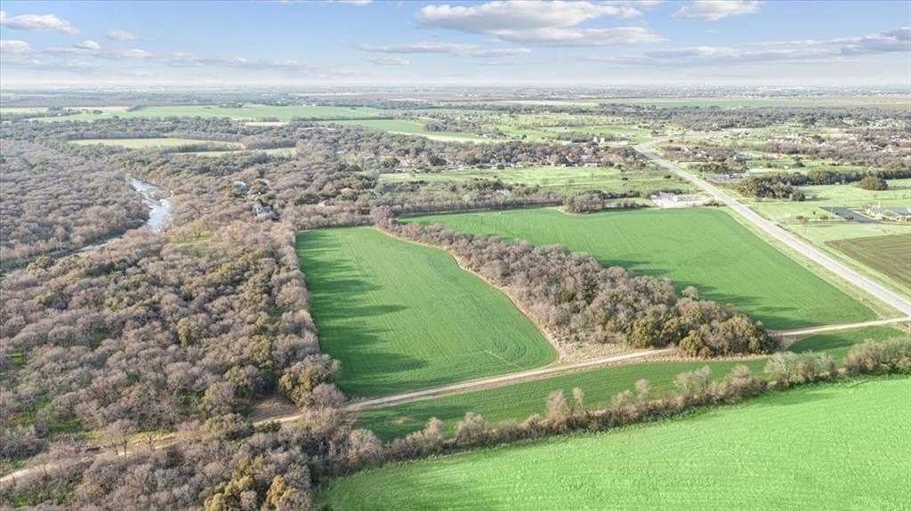 31 acres in McLennan County - photo 5